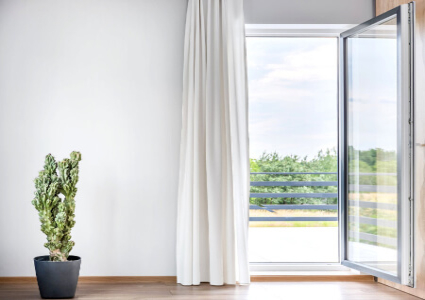 Porte-Fenêtre mixte en PVC-Alu
