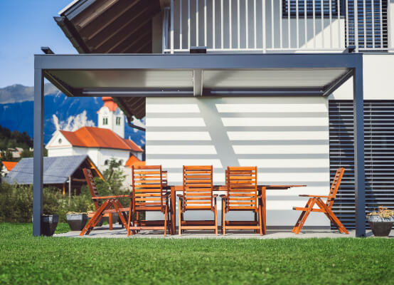 pergola adossée gris anthracite