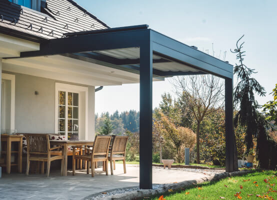 pergola bioclimatique adossée