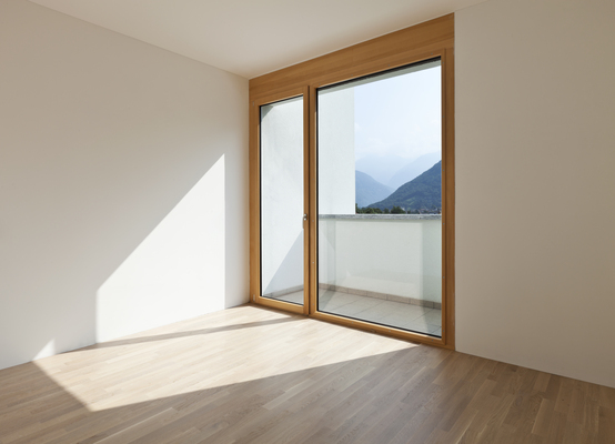 Porte-fenêtre 2 vantaux 2/3 1/3 en bois