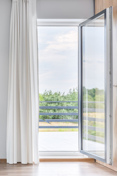 Porte-fenêtre ouverte Porte-fenêtre ouverte