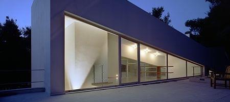Façade avec fenêtres alu Schüco
