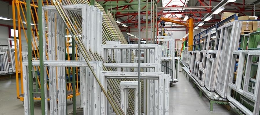 Stockage et dépôt de fenêtres en PVC